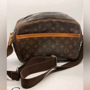 Louis Vuitton Monogram Reporter PM